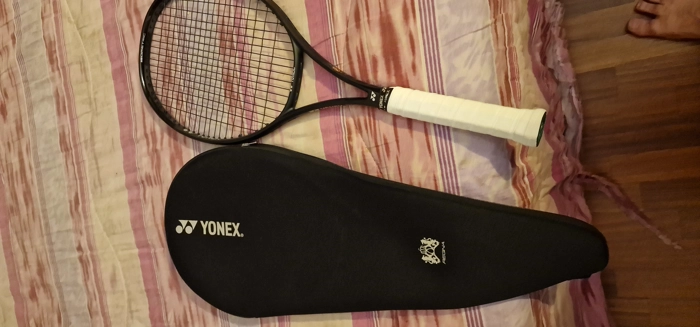 Vendo  Yonex Regna 100