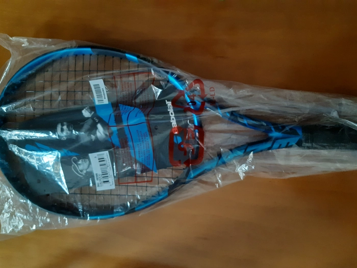 Vendo racchetta tennis 