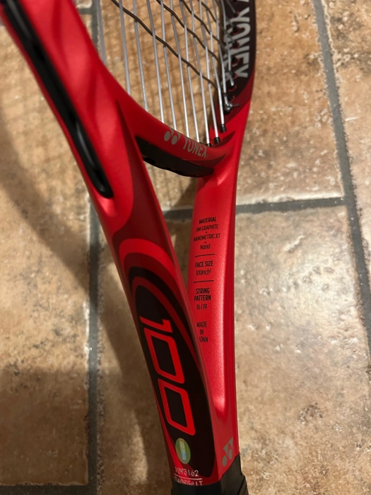 Racchetta da tennis Yonex Vcore 100