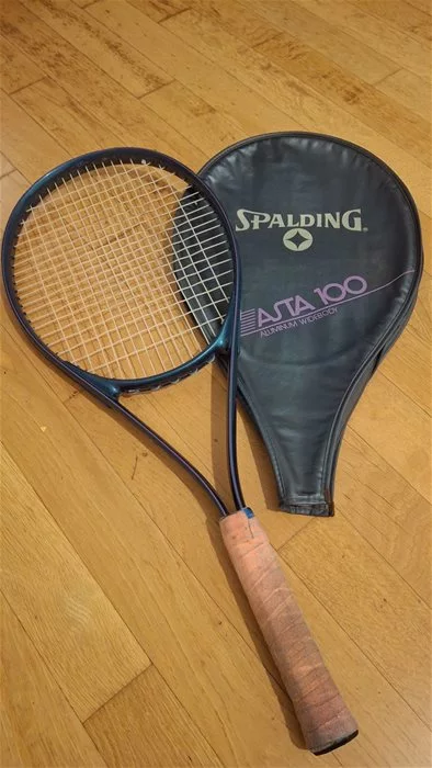 Vendo 2 racchette da tennis vintage SPALDING con relativa custodia originale 