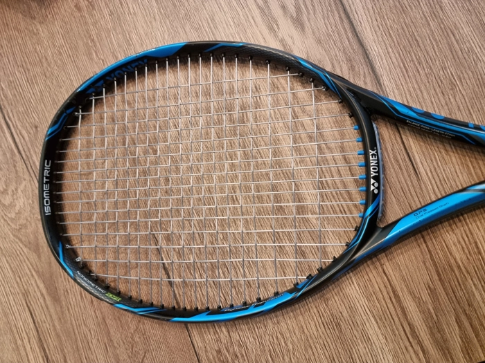 Yonex ezone dr 98