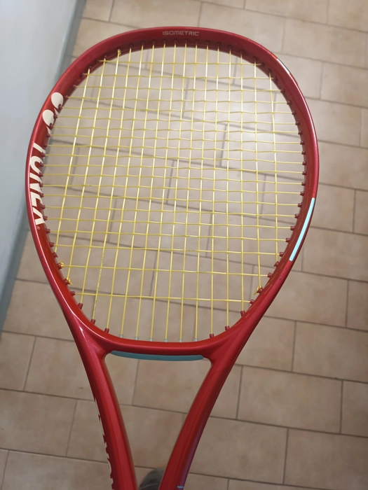 Yonex Vcore 100D
