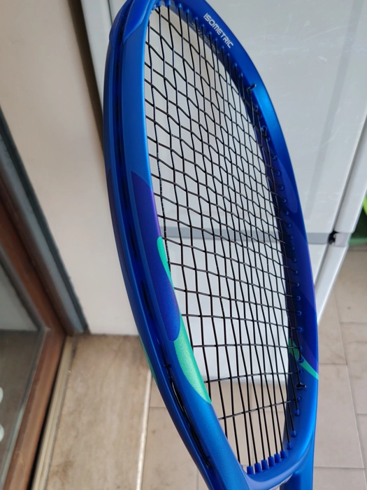 Yonex ezone 100 modello 2025 