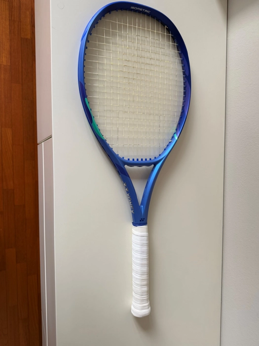 VENDO YONEX EZONE 100 