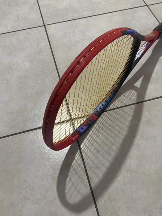 Yonex VCore