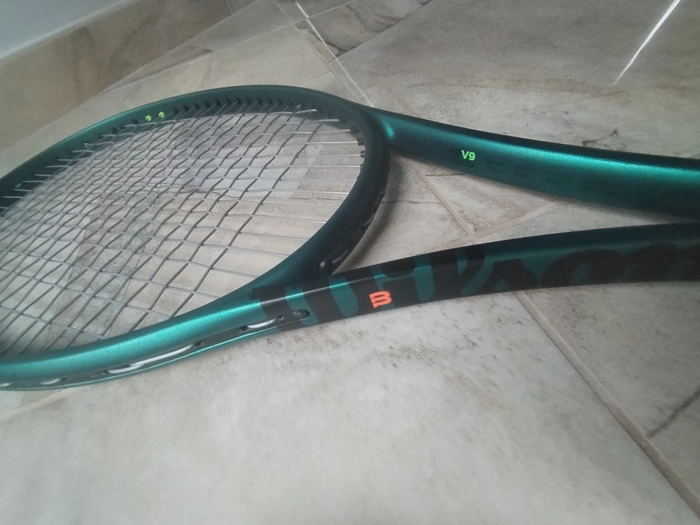 Wilson blade 98 16x19 305 g